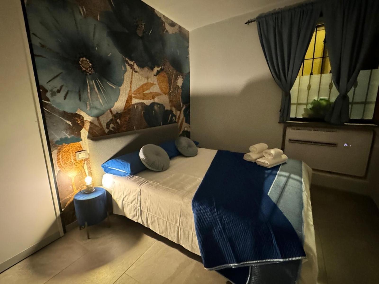 La Casa Di Jennifer Nel Centro Apartment Parma Bagian luar foto